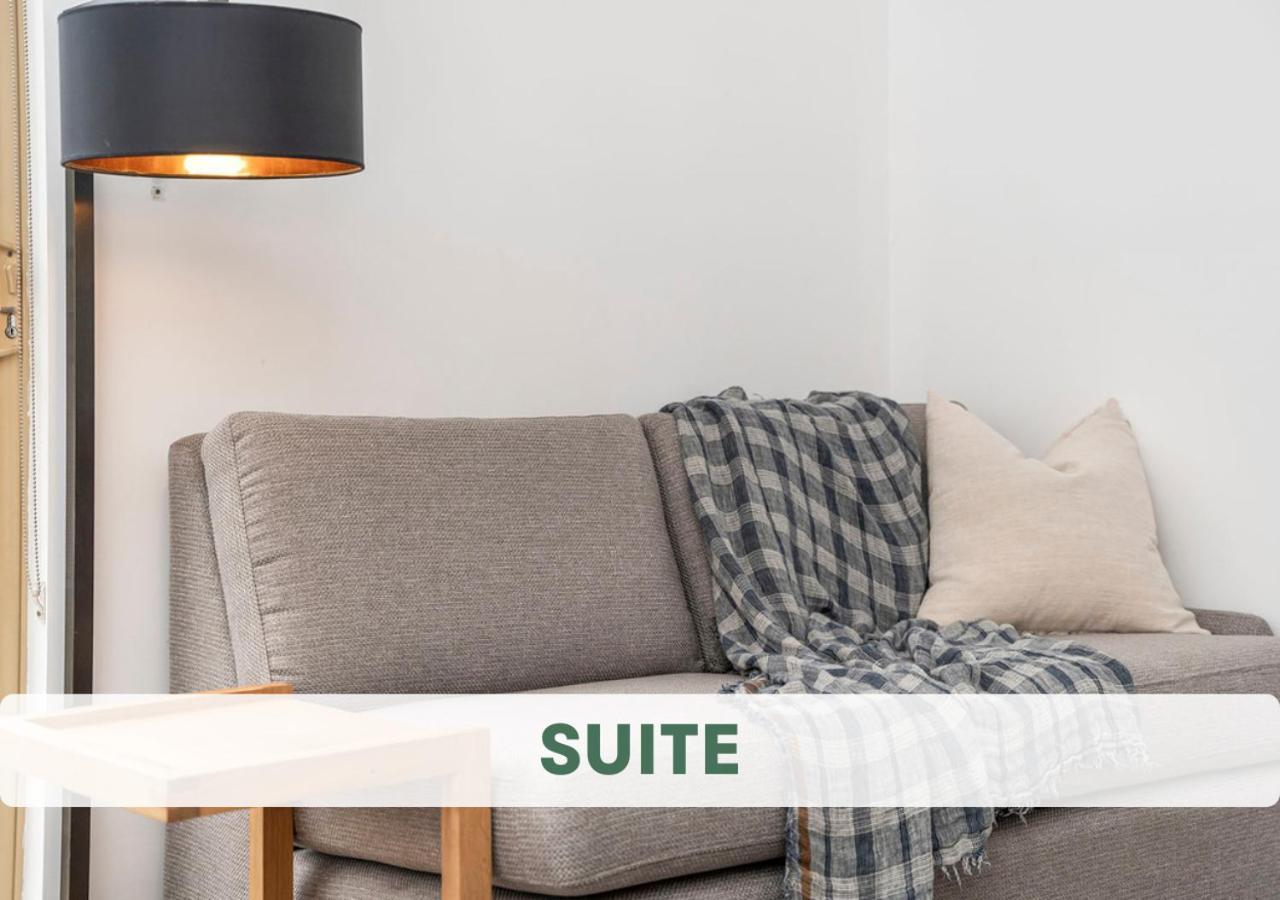 The Swan Valley Hotel Henley Brook エクステリア 写真