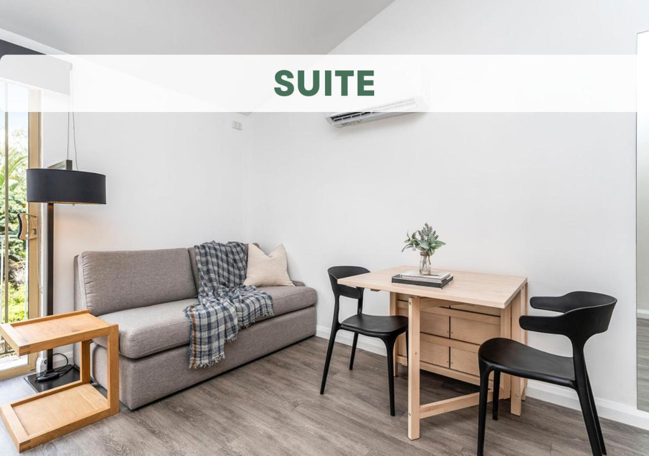The Swan Valley Hotel Henley Brook エクステリア 写真